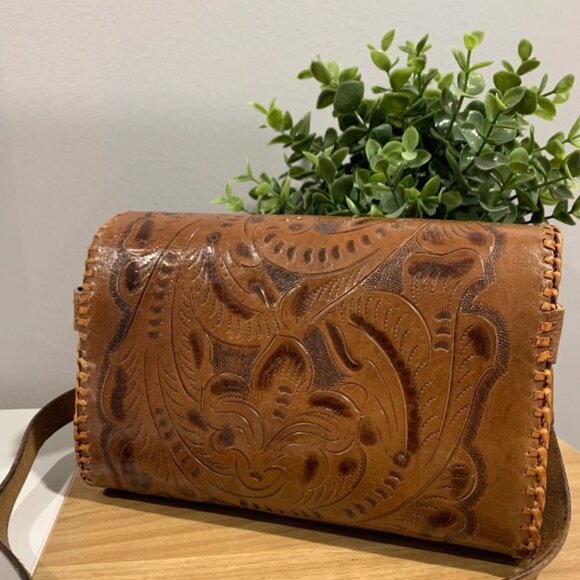70s Rare Vintage Leather Tooled Purse with Pony Hair lining - Picture 6 of 6